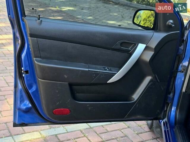 Шевроле Авео, об'ємом двигуна 1.5 л та пробігом 200 тис. км за 3300 $, фото 12 на Automoto.ua