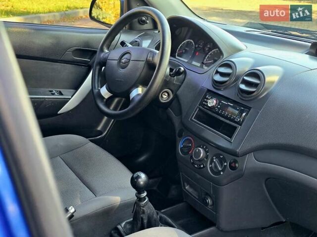 Шевроле Авео, об'ємом двигуна 1.5 л та пробігом 200 тис. км за 3300 $, фото 25 на Automoto.ua
