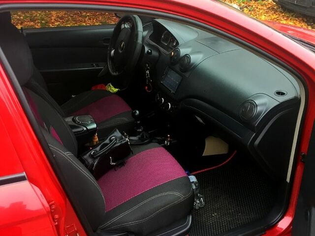 Шевроле Авео, объемом двигателя 1.5 л и пробегом 157 тыс. км за 4500 $, фото 6 на Automoto.ua