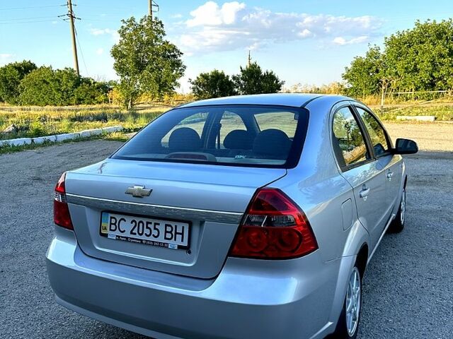 Шевроле Авео, объемом двигателя 1.6 л и пробегом 262 тыс. км за 4000 $, фото 2 на Automoto.ua