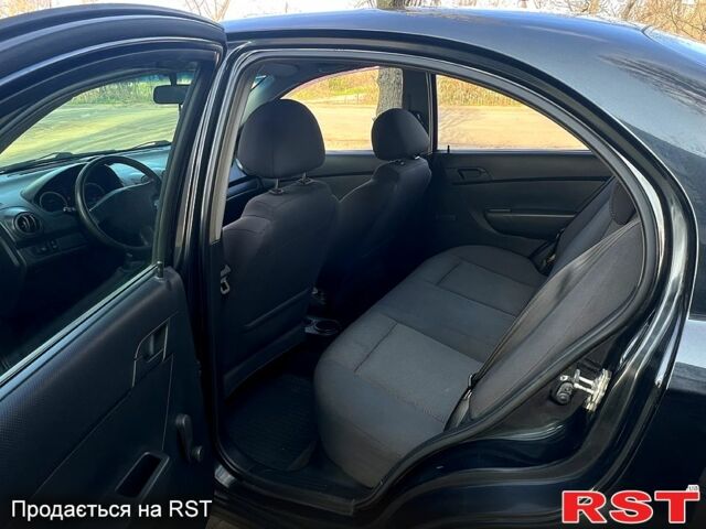 Шевроле Авео, объемом двигателя 15 л и пробегом 211 тыс. км за 3300 $, фото 10 на Automoto.ua