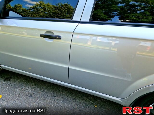 Шевроле Авео, об'ємом двигуна 1.5 л та пробігом 300 тис. км за 4000 $, фото 12 на Automoto.ua