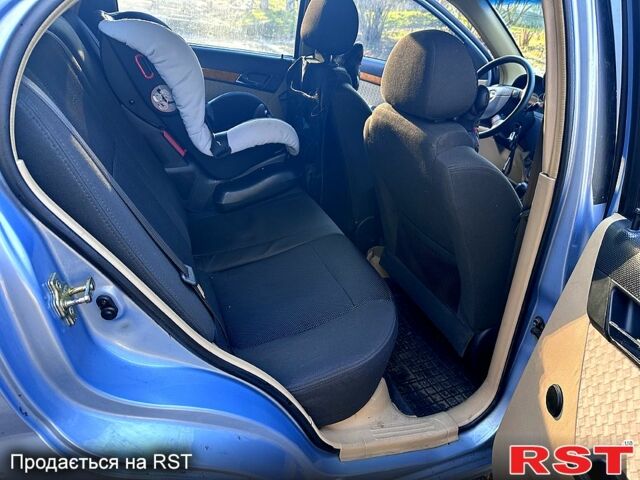 Шевроле Авео, объемом двигателя 1.6 л и пробегом 279 тыс. км за 3650 $, фото 9 на Automoto.ua