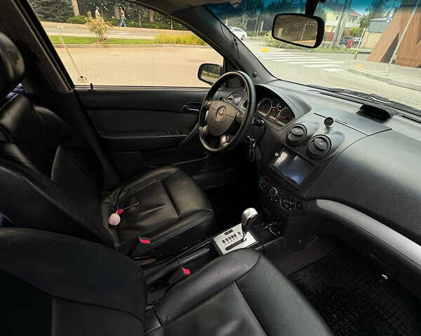 Шевроле Авео, объемом двигателя 1.5 л и пробегом 249 тыс. км за 3750 $, фото 32 на Automoto.ua
