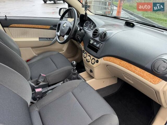 Шевроле Авео, об'ємом двигуна 1.6 л та пробігом 108 тис. км за 4900 $, фото 16 на Automoto.ua