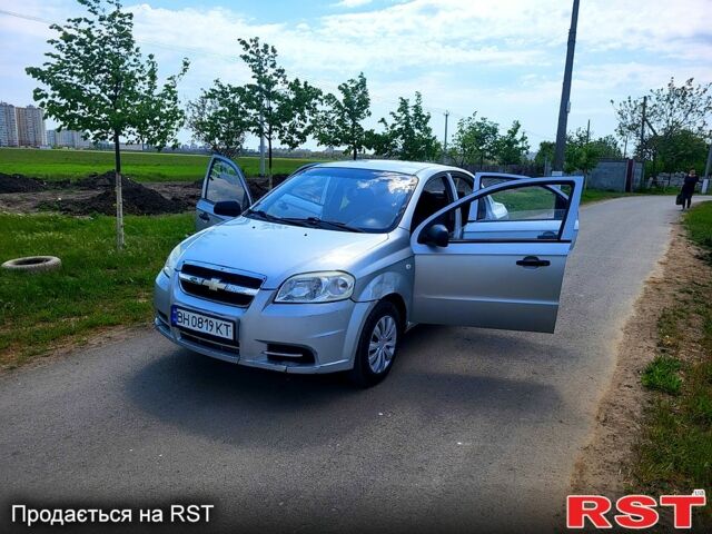 Шевроле Авео, объемом двигателя 1.5 л и пробегом 238 тыс. км за 2450 $, фото 2 на Automoto.ua
