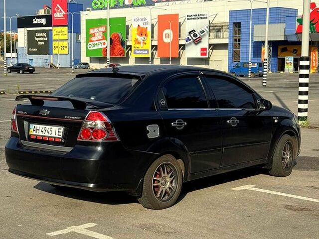 Шевроле Авео, объемом двигателя 1.5 л и пробегом 300 тыс. км за 4500 $, фото 3 на Automoto.ua