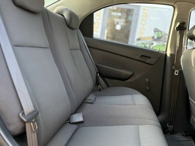 Шевроле Авео, объемом двигателя 1.5 л и пробегом 130 тыс. км за 3500 $, фото 10 на Automoto.ua