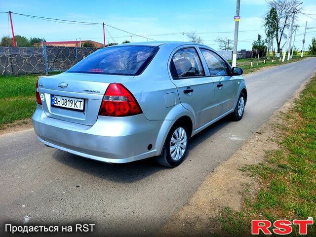 Шевроле Авео, объемом двигателя 1.5 л и пробегом 238 тыс. км за 2450 $, фото 3 на Automoto.ua