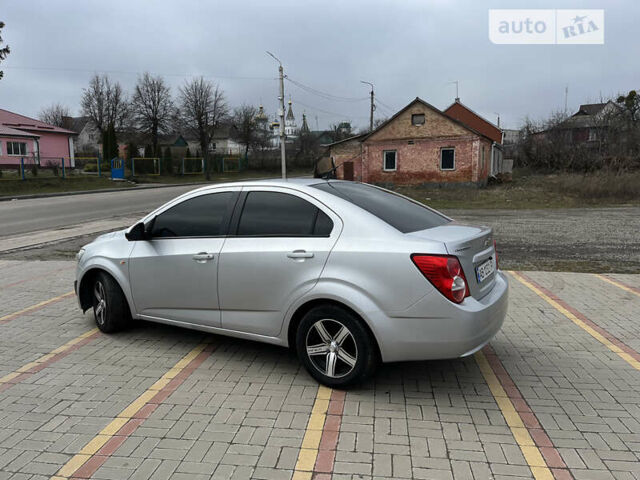 Шевроле Авео, объемом двигателя 1.23 л и пробегом 160 тыс. км за 6250 $, фото 6 на Automoto.ua