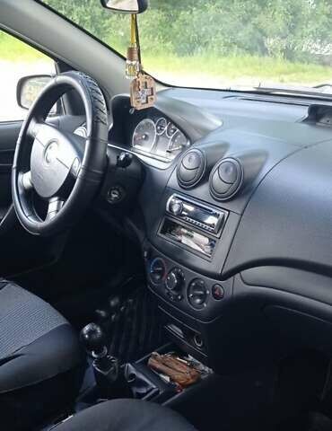 Шевроле Авео, объемом двигателя 1.5 л и пробегом 54 тыс. км за 6200 $, фото 9 на Automoto.ua