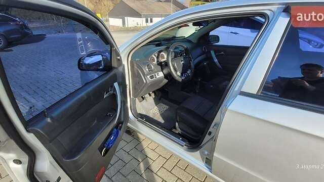 Шевроле Авео, объемом двигателя 1.5 л и пробегом 120 тыс. км за 4800 $, фото 7 на Automoto.ua