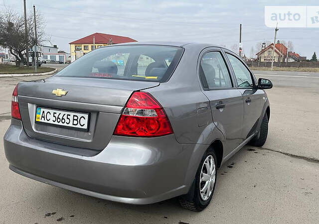 Шевроле Авео, об'ємом двигуна 1.5 л та пробігом 240 тис. км за 4000 $, фото 2 на Automoto.ua