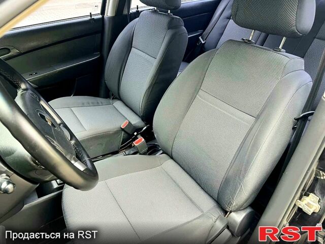 Шевроле Авео, об'ємом двигуна 1.5 л та пробігом 150 тис. км за 5000 $, фото 7 на Automoto.ua