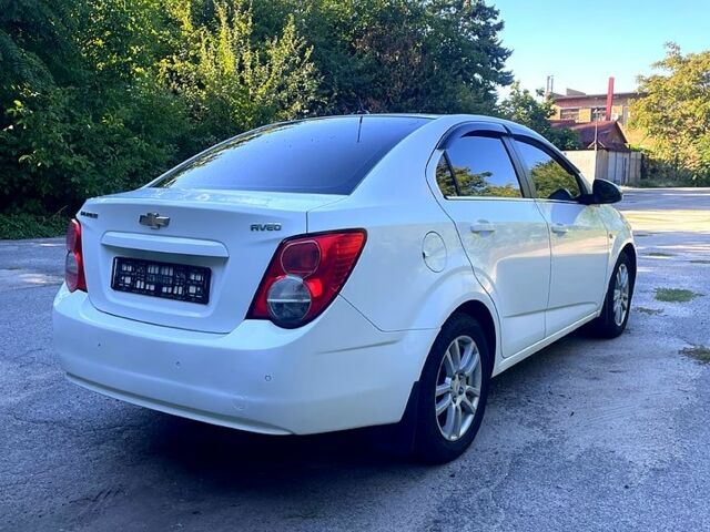 Шевроле Авео, объемом двигателя 1.6 л и пробегом 180 тыс. км за 6000 $, фото 2 на Automoto.ua