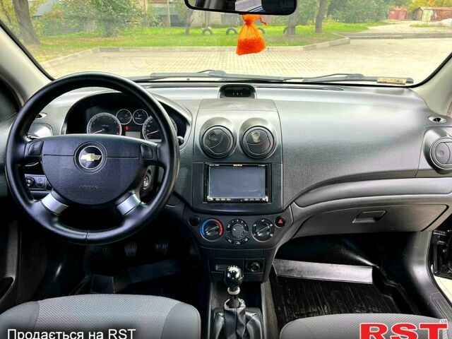 Шевроле Авео, об'ємом двигуна 1.5 л та пробігом 150 тис. км за 5000 $, фото 6 на Automoto.ua