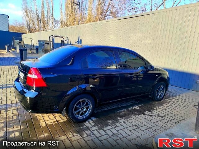 Шевроле Авео, объемом двигателя 15 л и пробегом 176 тыс. км за 4500 $, фото 2 на Automoto.ua