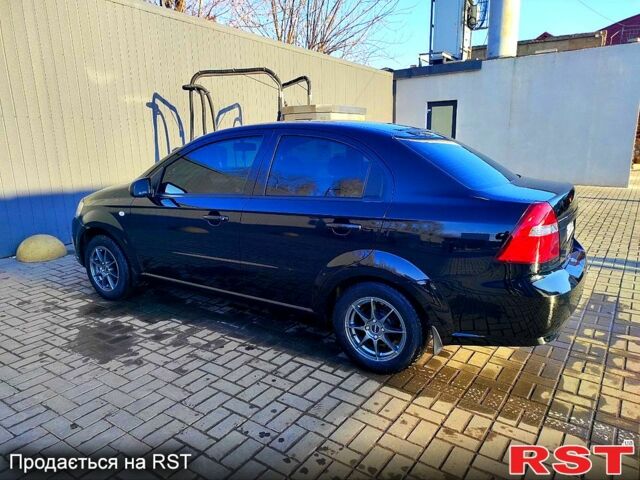 Шевроле Авео, объемом двигателя 15 л и пробегом 176 тыс. км за 4500 $, фото 3 на Automoto.ua