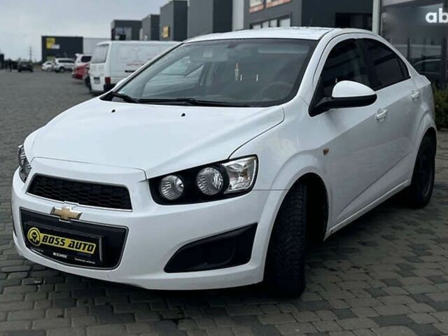 Шевроле Авео, объемом двигателя 1.2 л и пробегом 180 тыс. км за 5900 $, фото 2 на Automoto.ua