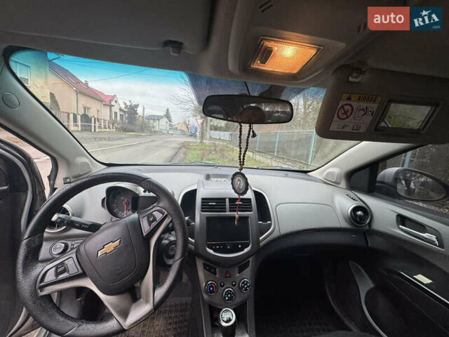 Шевроле Авео, объемом двигателя 1.4 л и пробегом 200 тыс. км за 3999 $, фото 9 на Automoto.ua