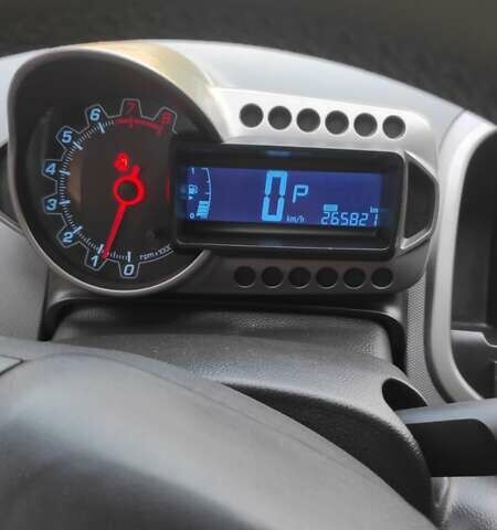 Шевроле Авео, объемом двигателя 1.4 л и пробегом 265 тыс. км за 5700 $, фото 23 на Automoto.ua