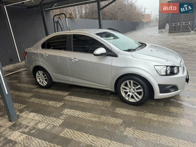 Шевроле Авео, объемом двигателя 1.4 л и пробегом 200 тыс. км за 3999 $, фото 5 на Automoto.ua