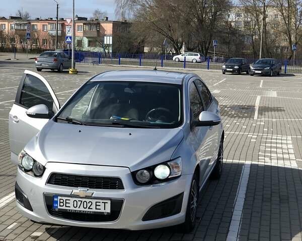 Шевроле Авео, об'ємом двигуна 1.4 л та пробігом 94 тис. км за 6000 $, фото 7 на Automoto.ua