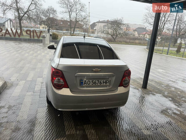 Шевроле Авео, объемом двигателя 1.4 л и пробегом 200 тыс. км за 3999 $, фото 3 на Automoto.ua