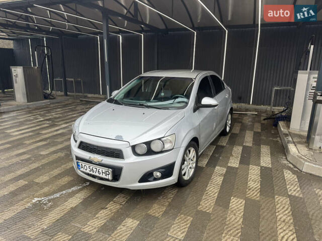 Шевроле Авео, объемом двигателя 1.4 л и пробегом 200 тыс. км за 3999 $, фото 4 на Automoto.ua