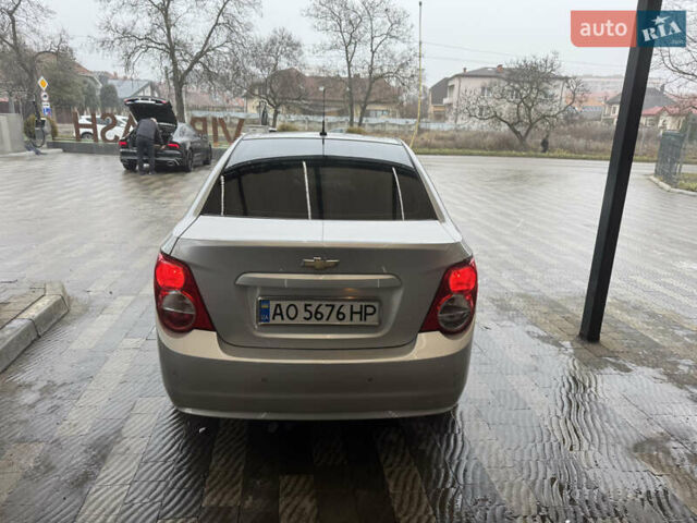 Шевроле Авео, объемом двигателя 1.4 л и пробегом 200 тыс. км за 3999 $, фото 2 на Automoto.ua