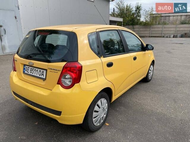 Желтый Шевроле Авео, объемом двигателя 1.2 л и пробегом 188 тыс. км за 3950 $, фото 8 на Automoto.ua