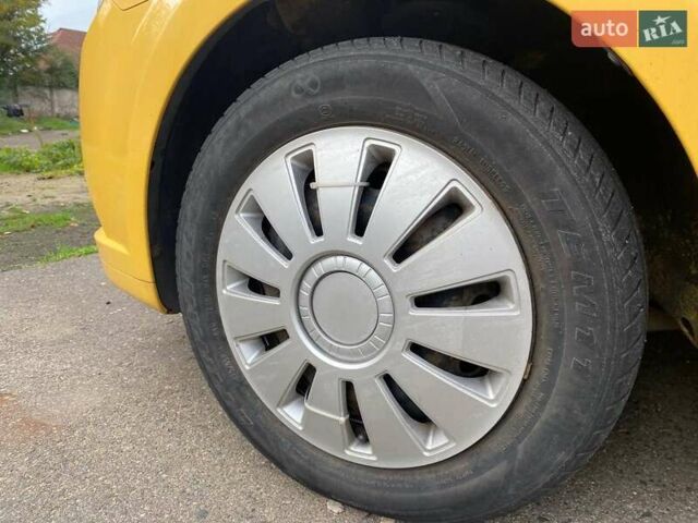 Желтый Шевроле Авео, объемом двигателя 1.2 л и пробегом 188 тыс. км за 3950 $, фото 30 на Automoto.ua