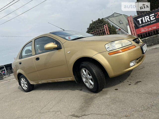 Жовтий Шевроле Авео, об'ємом двигуна 1.5 л та пробігом 248 тис. км за 2499 $, фото 7 на Automoto.ua