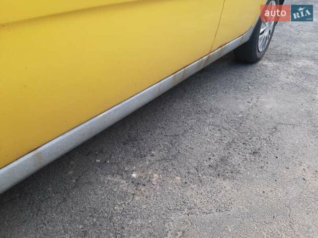 Желтый Шевроле Авео, объемом двигателя 1.5 л и пробегом 243 тыс. км за 2100 $, фото 4 на Automoto.ua
