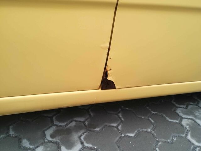 Желтый Шевроле Авео, объемом двигателя 1.5 л и пробегом 212 тыс. км за 2100 $, фото 11 на Automoto.ua