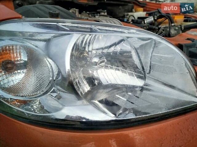 Жовтий Шевроле Авео, об'ємом двигуна 1.5 л та пробігом 106 тис. км за 4550 $, фото 12 на Automoto.ua