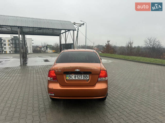 Желтый Шевроле Авео, объемом двигателя 1.5 л и пробегом 206 тыс. км за 1790 $, фото 15 на Automoto.ua