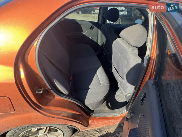 Жовтий Шевроле Авео, об'ємом двигуна 1.5 л та пробігом 179 тис. км за 1250 $, фото 20 на Automoto.ua