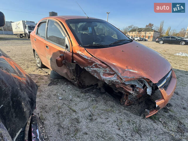 Жовтий Шевроле Авео, об'ємом двигуна 1.5 л та пробігом 179 тис. км за 1250 $, фото 5 на Automoto.ua