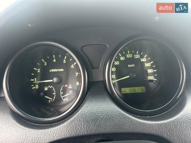 Желтый Шевроле Авео, объемом двигателя 1.5 л и пробегом 206 тыс. км за 1790 $, фото 4 на Automoto.ua