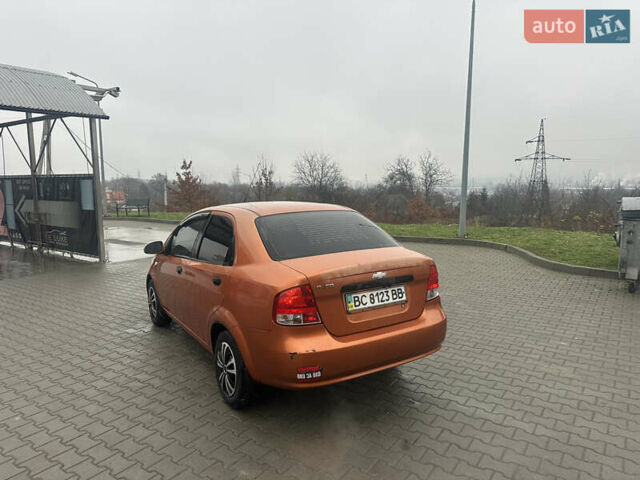 Желтый Шевроле Авео, объемом двигателя 1.5 л и пробегом 206 тыс. км за 1790 $, фото 22 на Automoto.ua