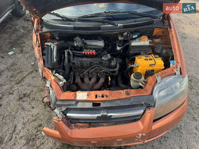 Жовтий Шевроле Авео, об'ємом двигуна 1.5 л та пробігом 179 тис. км за 1250 $, фото 8 на Automoto.ua