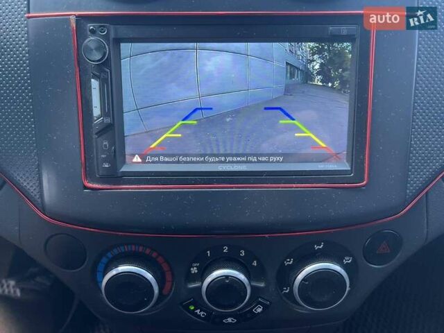 Желтый Шевроле Авео, объемом двигателя 1.5 л и пробегом 118 тыс. км за 4100 $, фото 28 на Automoto.ua