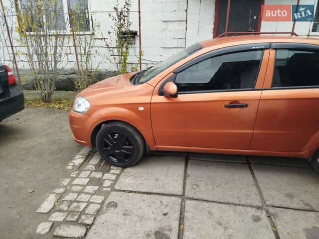 Жовтий Шевроле Авео, об'ємом двигуна 1.5 л та пробігом 106 тис. км за 4550 $, фото 4 на Automoto.ua