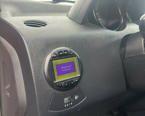 Желтый Шевроле Авео, объемом двигателя 1.5 л и пробегом 206 тыс. км за 1790 $, фото 6 на Automoto.ua