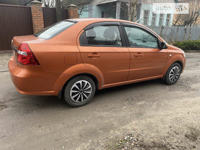 Жовтий Шевроле Авео, об'ємом двигуна 1.6 л та пробігом 180 тис. км за 4500 $, фото 3 на Automoto.ua