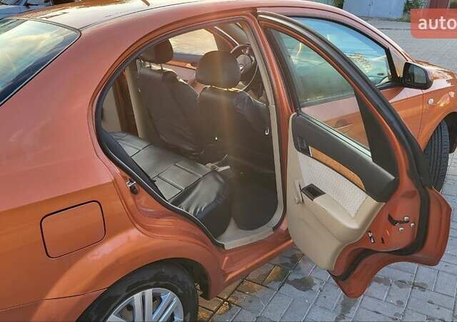 Желтый Шевроле Авео, объемом двигателя 1.6 л и пробегом 253 тыс. км за 4300 $, фото 22 на Automoto.ua