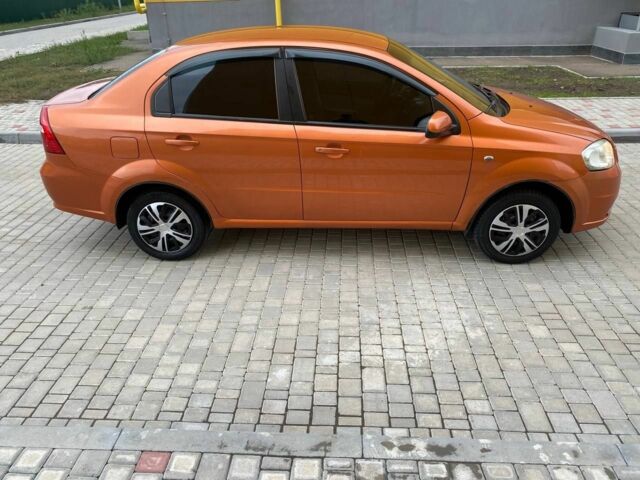 Жовтий Шевроле Авео, об'ємом двигуна 1.6 л та пробігом 308 тис. км за 2900 $, фото 4 на Automoto.ua