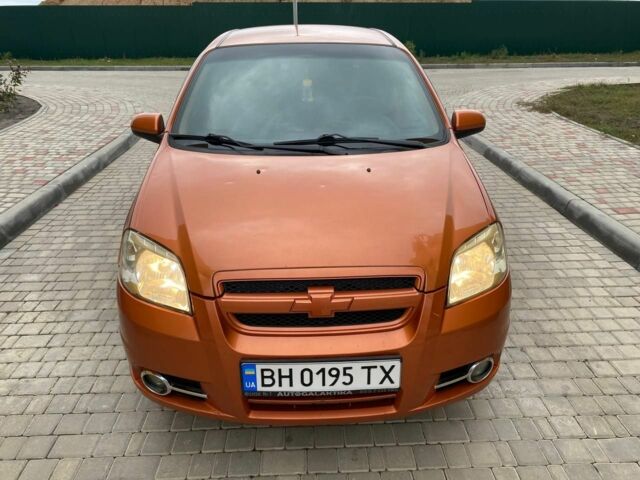 Жовтий Шевроле Авео, об'ємом двигуна 1.6 л та пробігом 308 тис. км за 2900 $, фото 1 на Automoto.ua