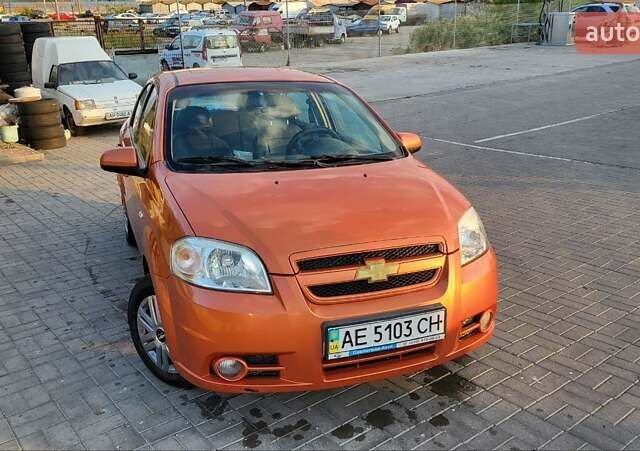 Желтый Шевроле Авео, объемом двигателя 1.6 л и пробегом 253 тыс. км за 4300 $, фото 10 на Automoto.ua